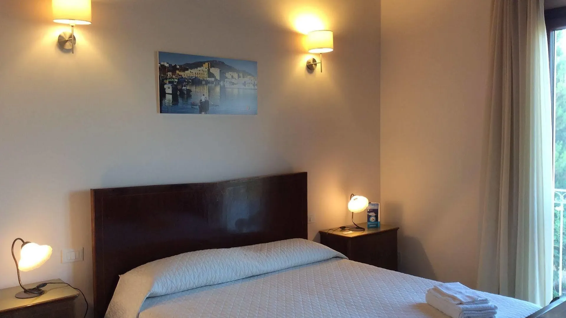 Bed and Breakfast Siciliantica Рильево